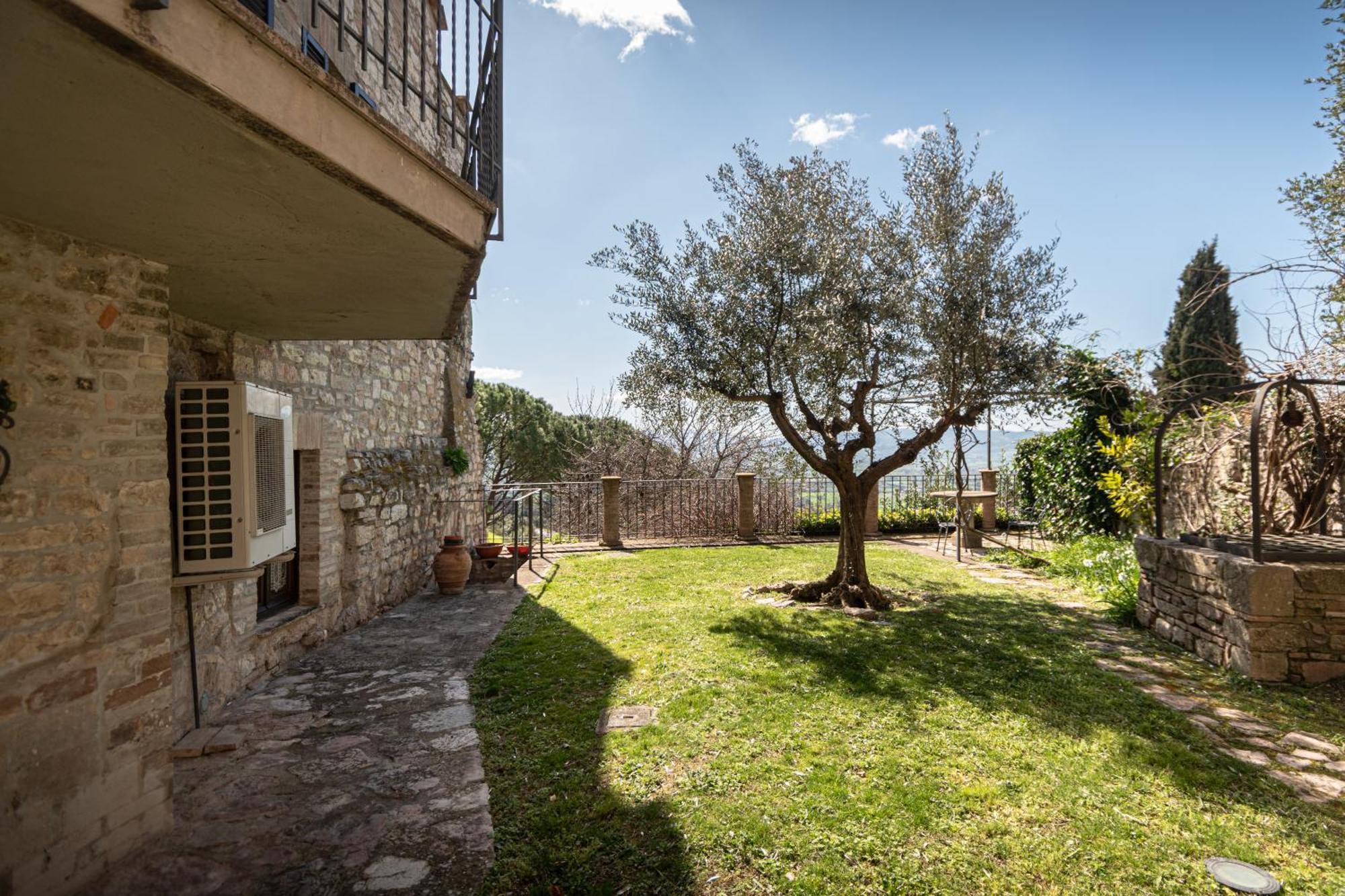 Residenza D'Epoca San Crispino Aparthotel Assisi Ngoại thất bức ảnh