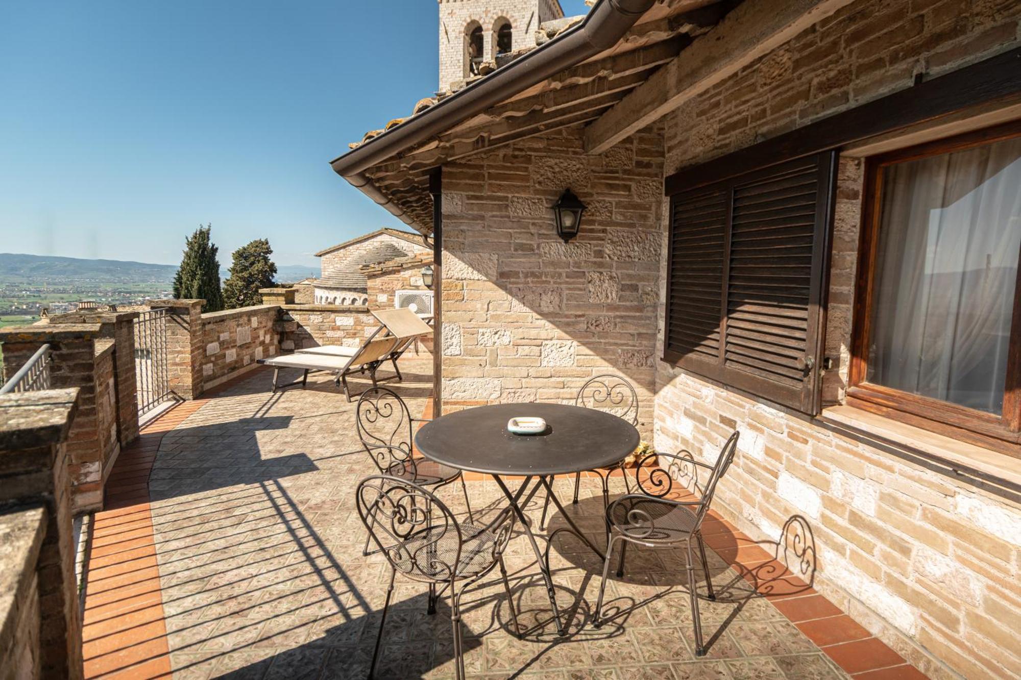 Residenza D'Epoca San Crispino Aparthotel Assisi Ngoại thất bức ảnh