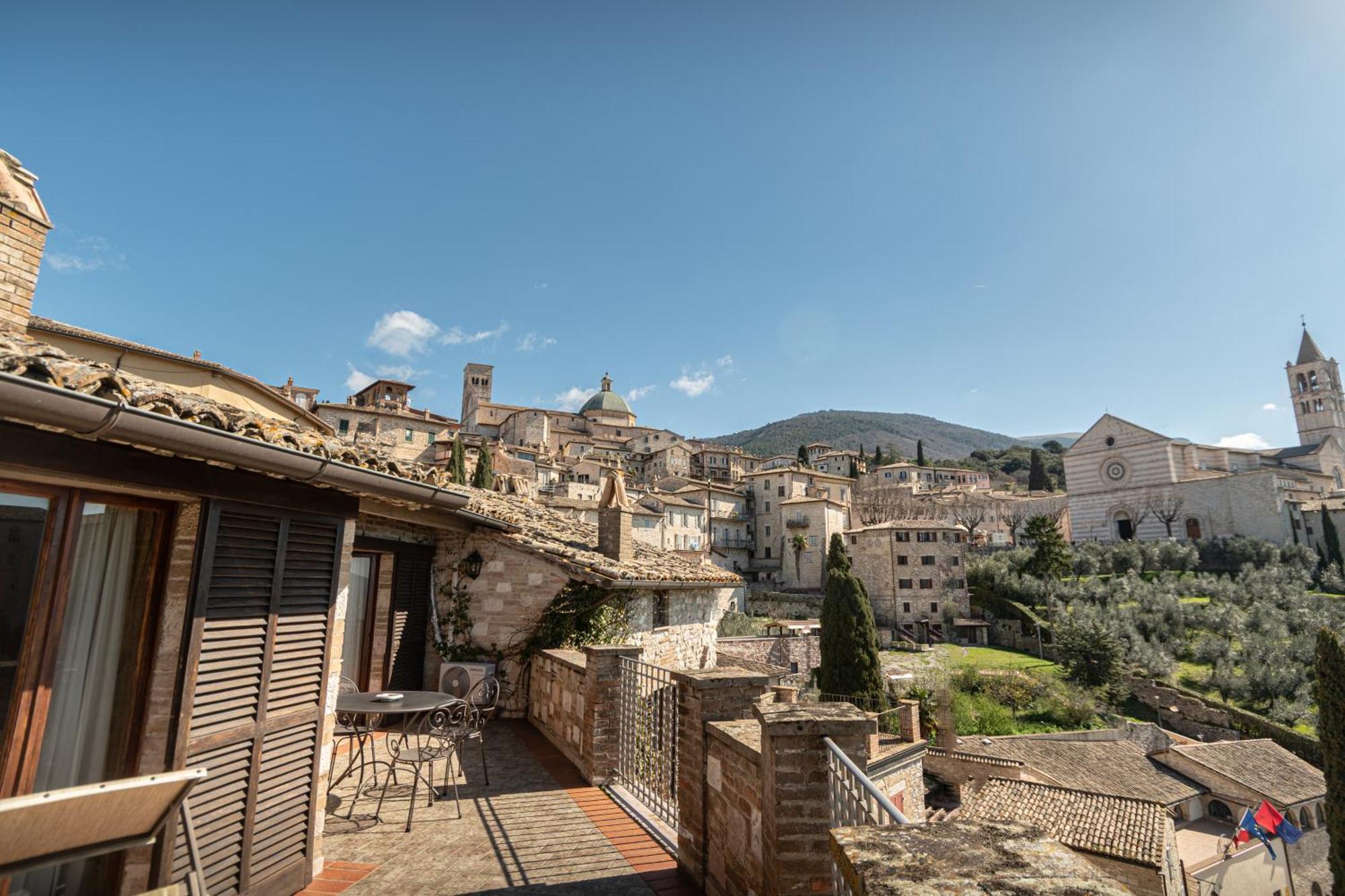 Residenza D'Epoca San Crispino Aparthotel Assisi Ngoại thất bức ảnh